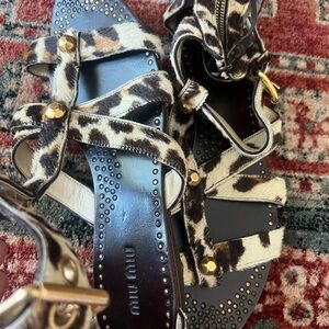 Mui mui leopard sandals